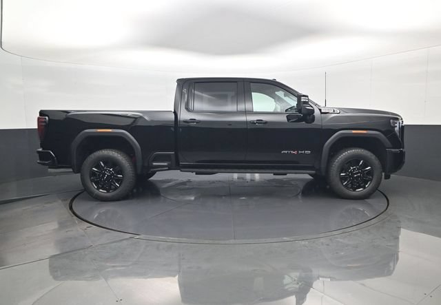 New 2026 Onyx Black GMC AT4 image 4