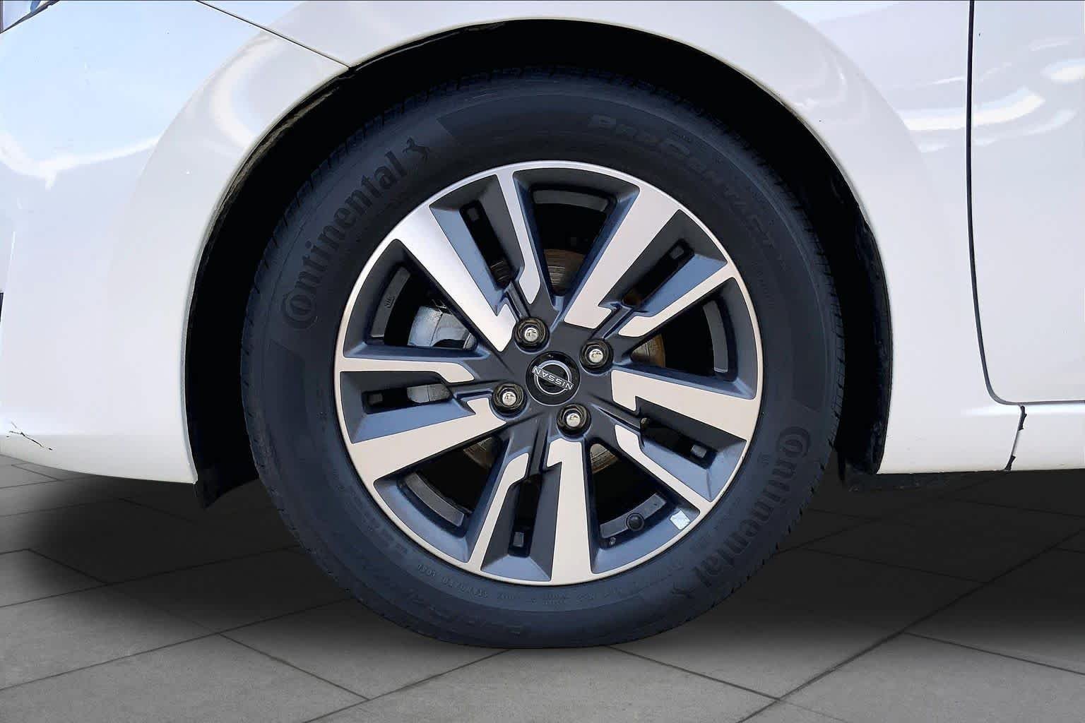 Used 2024 Aspen White Tricoat Nissan SV image 11