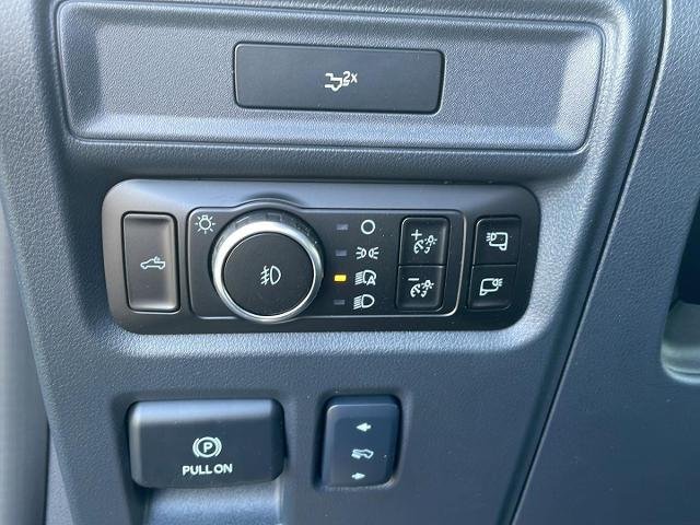 New 2026 Avalanche Ford Lariat® image 13