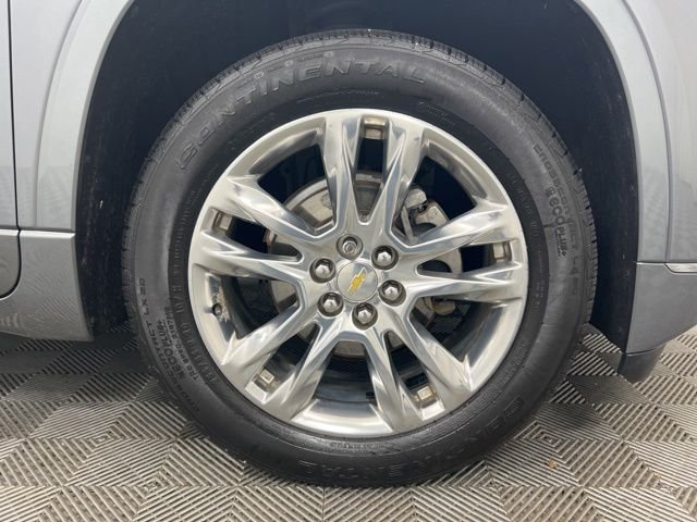 Used 2019 Satin Steel Metallic Chevrolet High Country image 5
