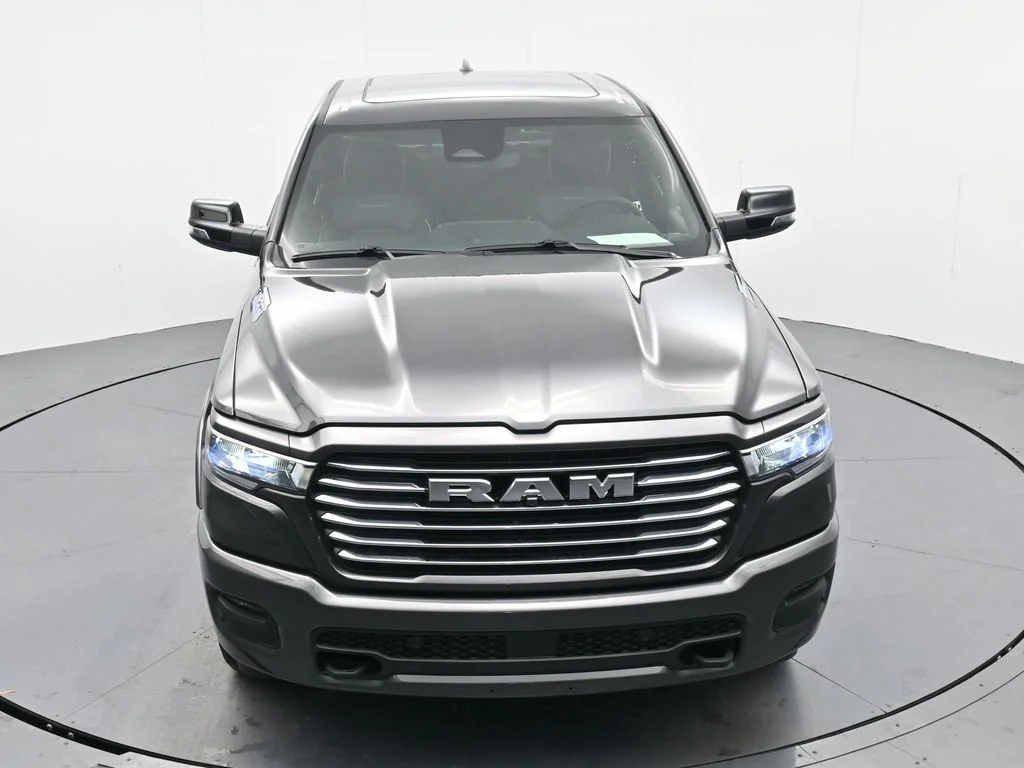 New 2026 Granite Crystal Metallic Clear-Coat Exterior Paint RAM Laramie image 22