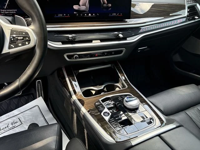 Used 2024 Gray BMW xDrive40i image 20