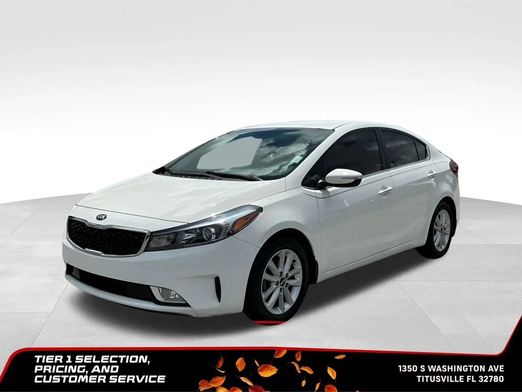 Used 2017 White Kia S image 14