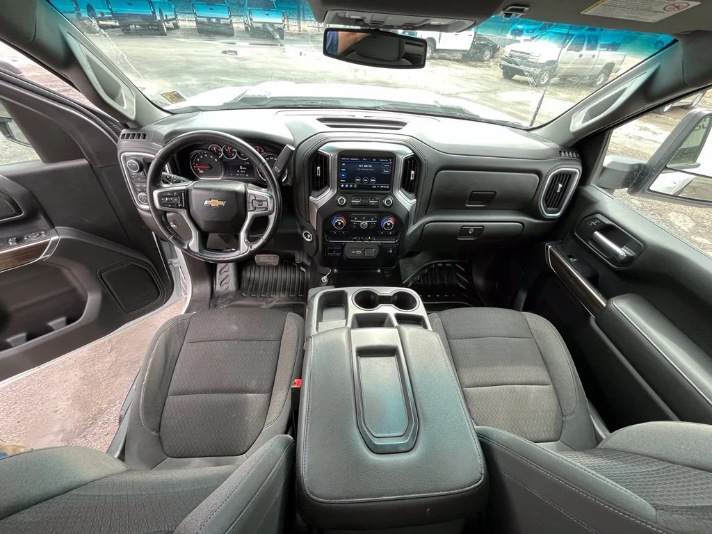 Used 2022 Summit White Chevrolet LT image 14