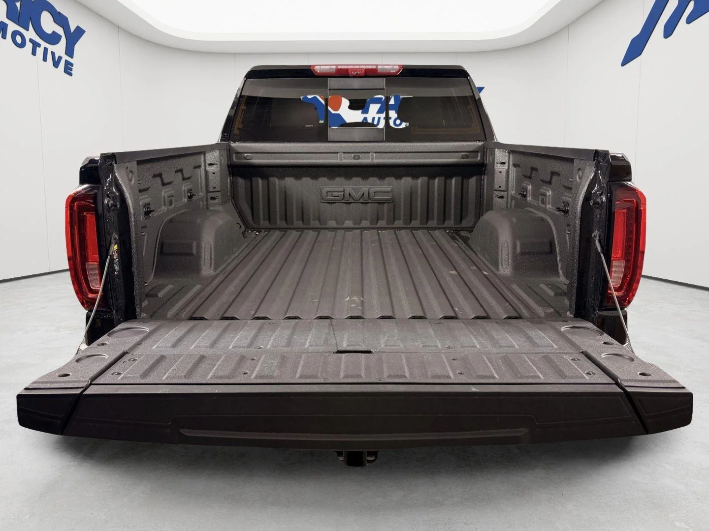 Used 2026 Onyx Black GMC AT4 image 5