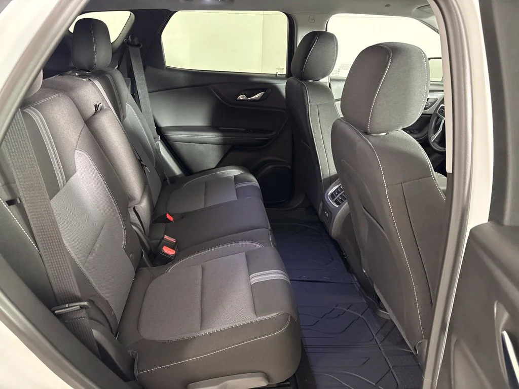 Used 2026 White Chevrolet LT image 24