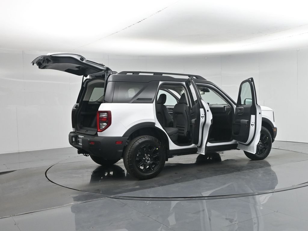 New 2026 Oxford White Ford Badlands image 5