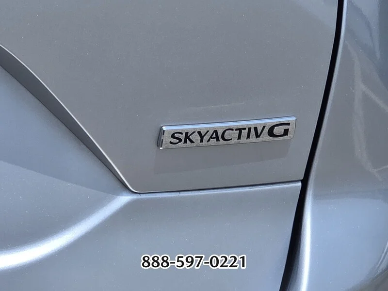 Used 2021 Sonic Silver Metallic MAZDA GRAND TOURING image 4