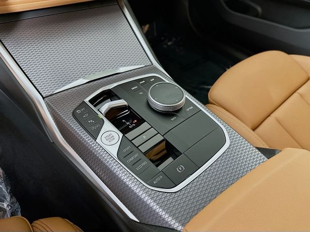 New 2026 Black Sapphire Metallic BMW 330i xDrive image 22