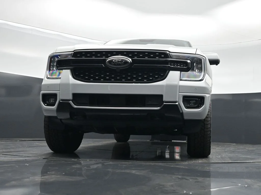 New 2026 Avalanche Ford Lariat image 42