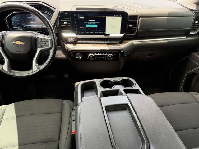 2022 Chevrolet Silverado 1500 LT - Photo 19