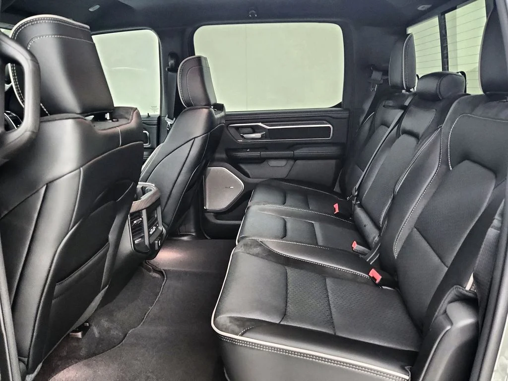 New 2026 Canyon Lake Exterior Paint RAM Laramie image 31
