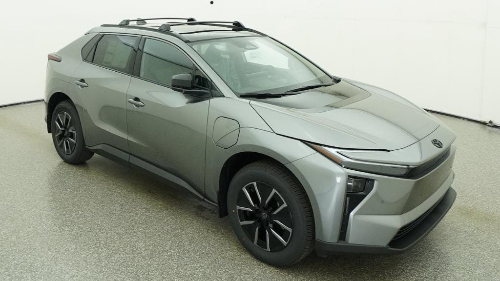 New 2026 Heavy Metal Toyota XLE image 21