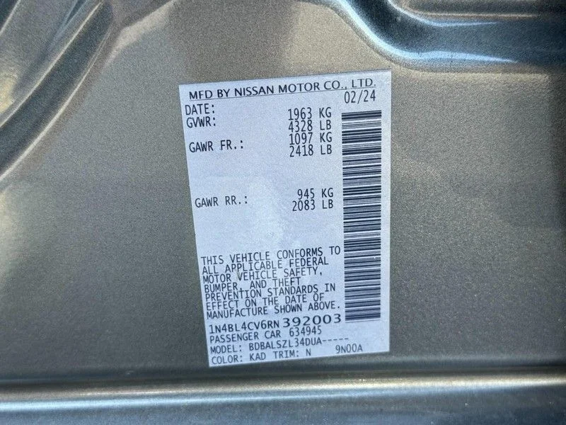 Used 2024 Gray Nissan 2.5 SR image 24
