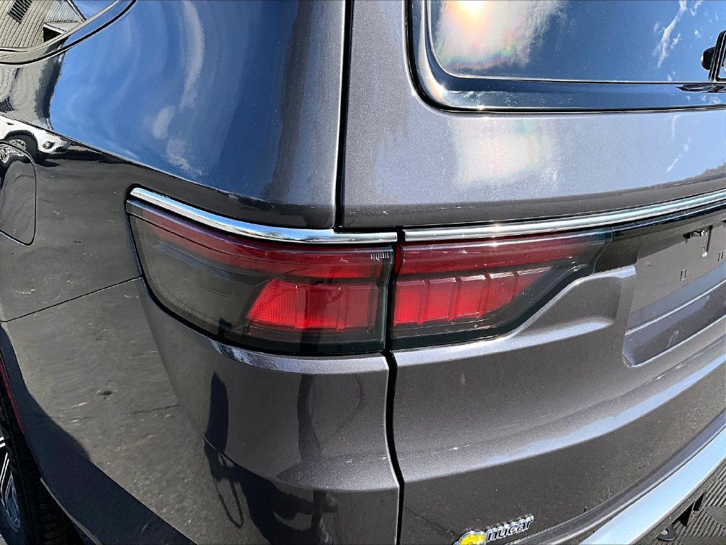 Used 2024 Metallic Jeep Series II image 35