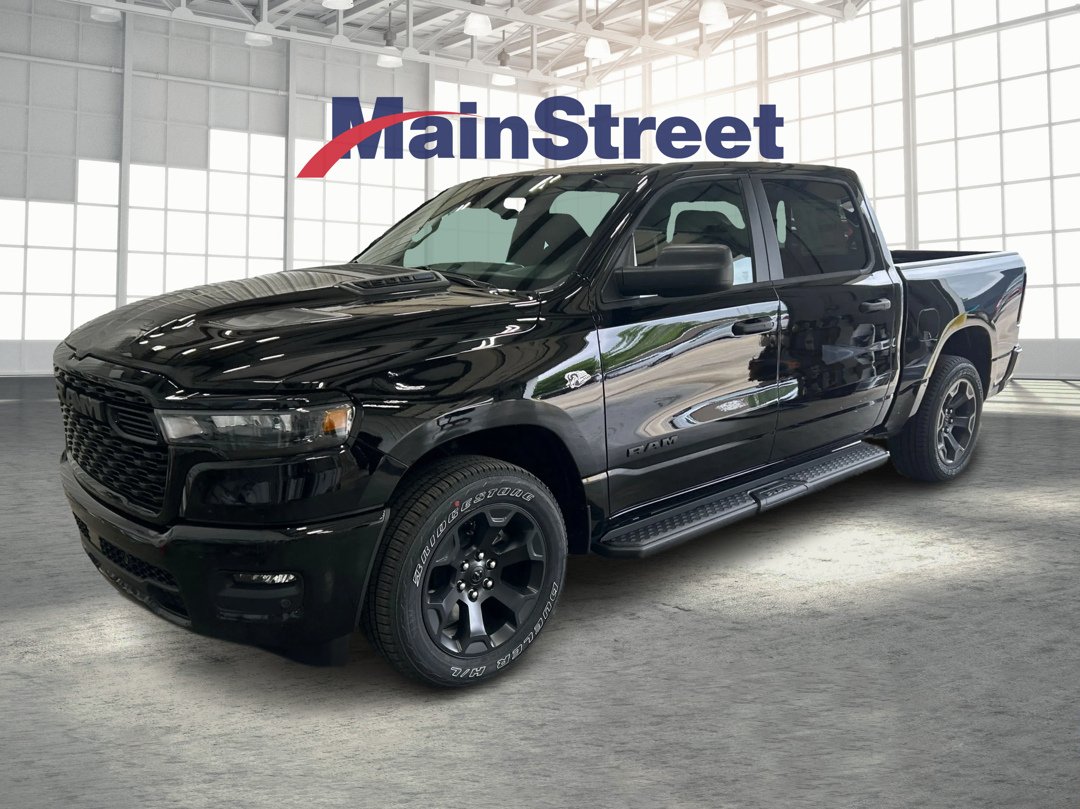 2026 RAM 1500 Express 4x4 Crew Cab 5'7's photo