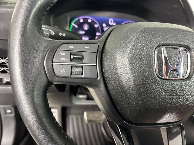 Used 2025 White Honda Sport image 19