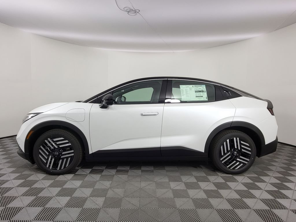 New 2026 Everest White Pearl TriCoat / Super Black Two-tone Nissan SV+ image 2