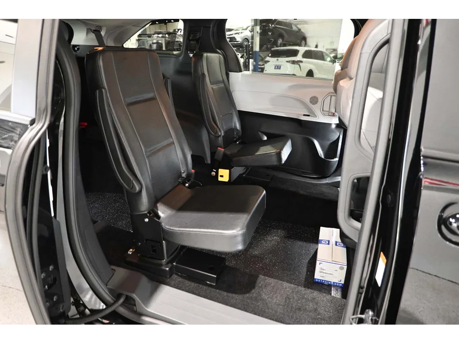 New 2026 BLACK Toyota LE Mobility Handicap Van image 17