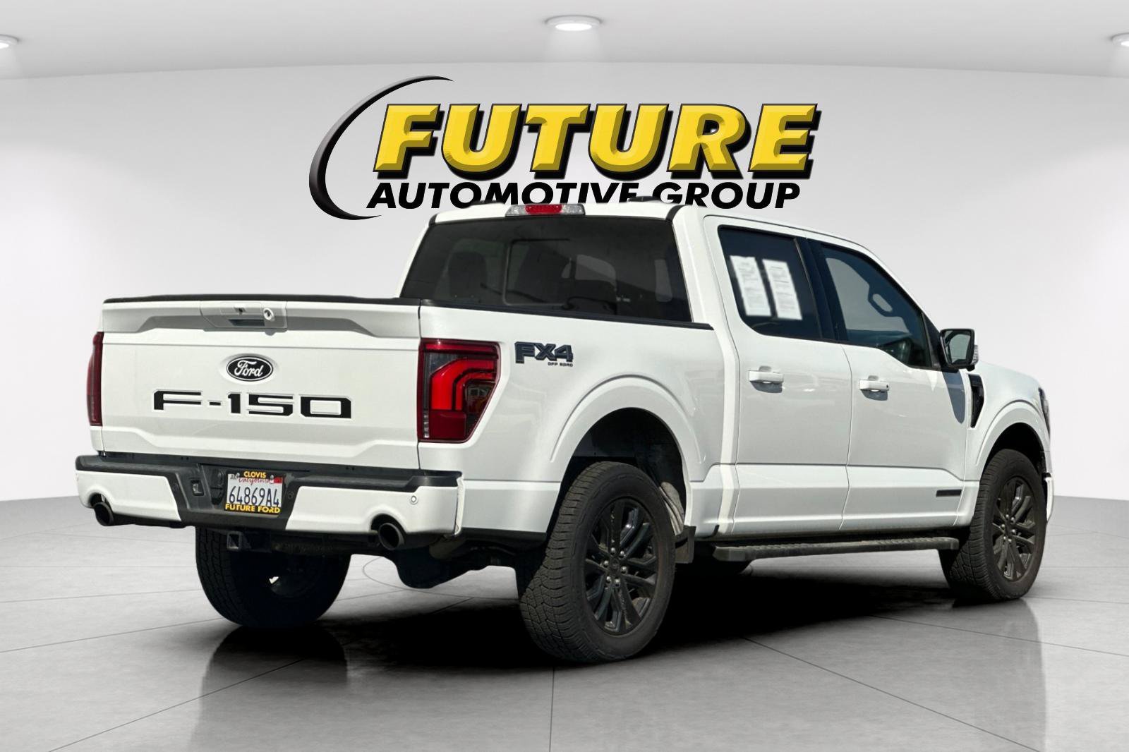 Used 2024 White Ford Lariat image 4