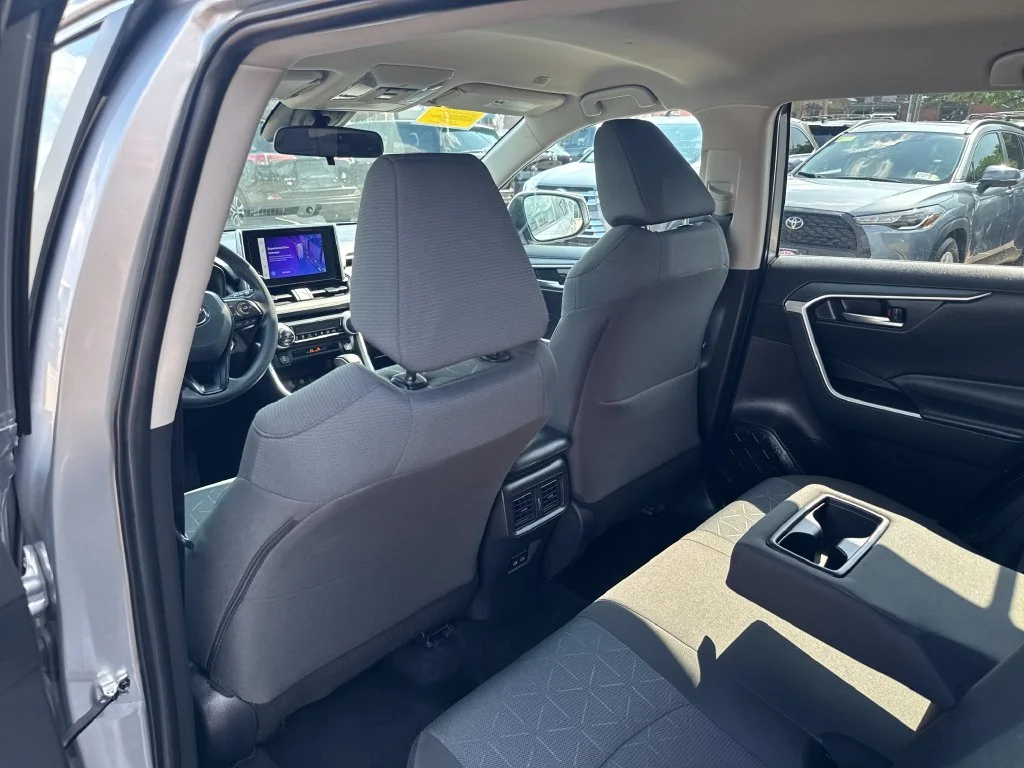 Used 2025 Silver Toyota XLE image 38