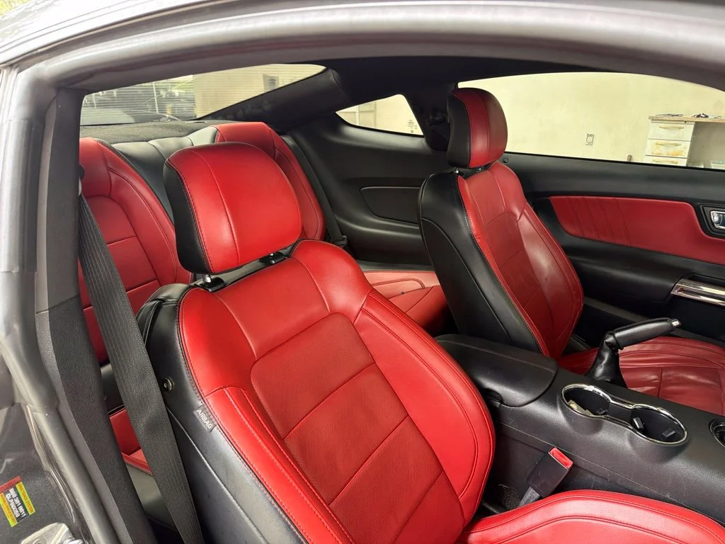 Used 2017 Gray Ford GT Premium image 21