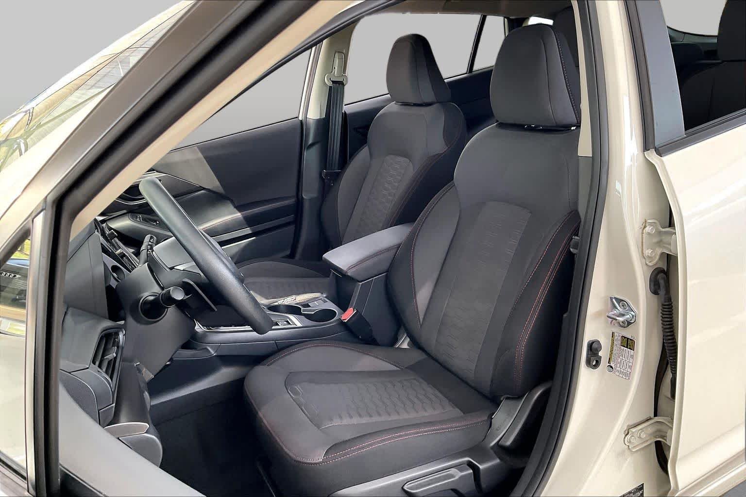 Used 2025 Crystal White Pearl Subaru Sport image 8