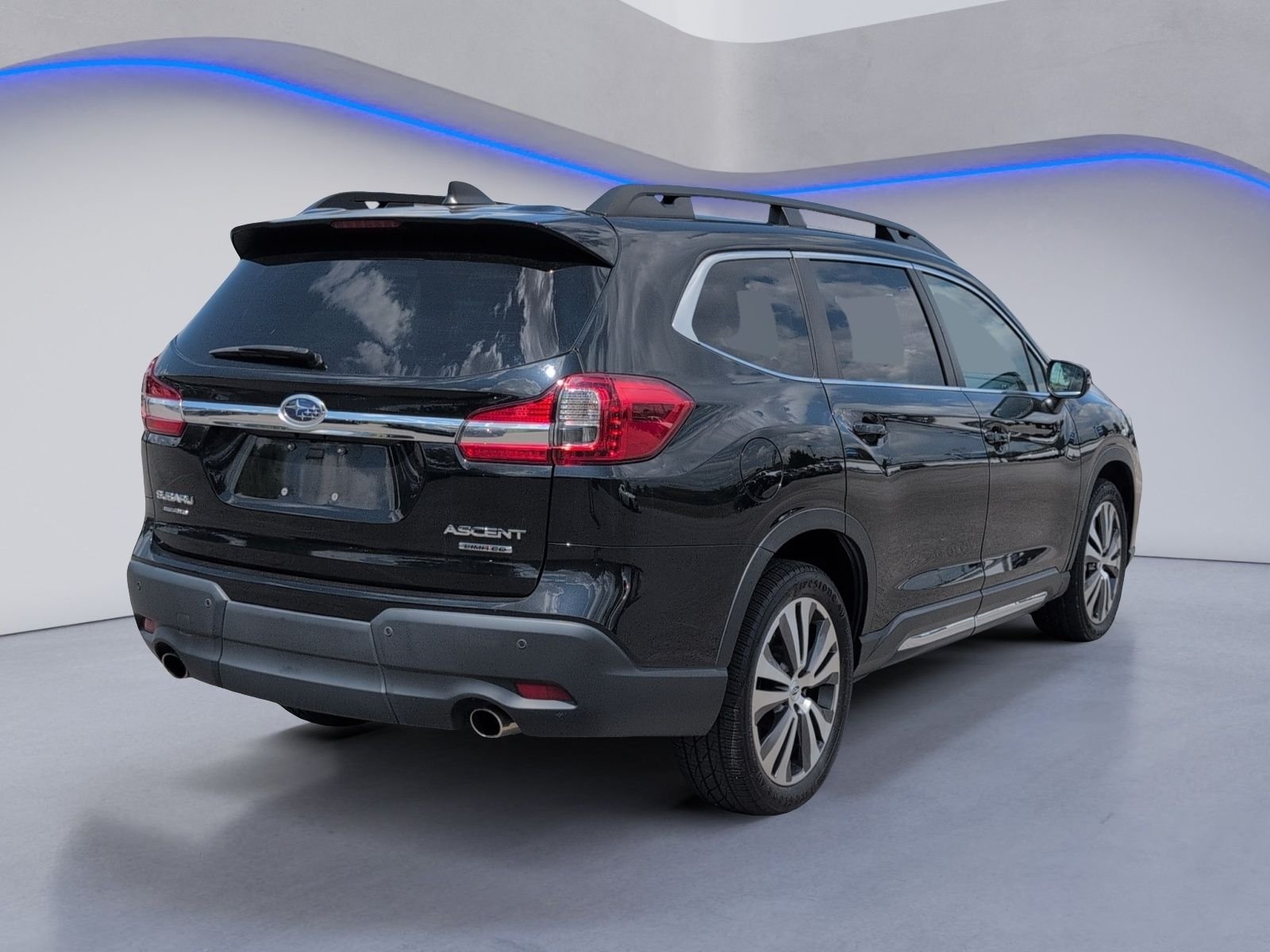Used 2022 Black Subaru Limited image 3