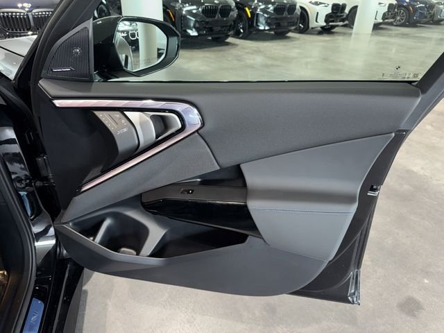 New 2026 Black Sapphire Metallic BMW 30 xDrive image 8