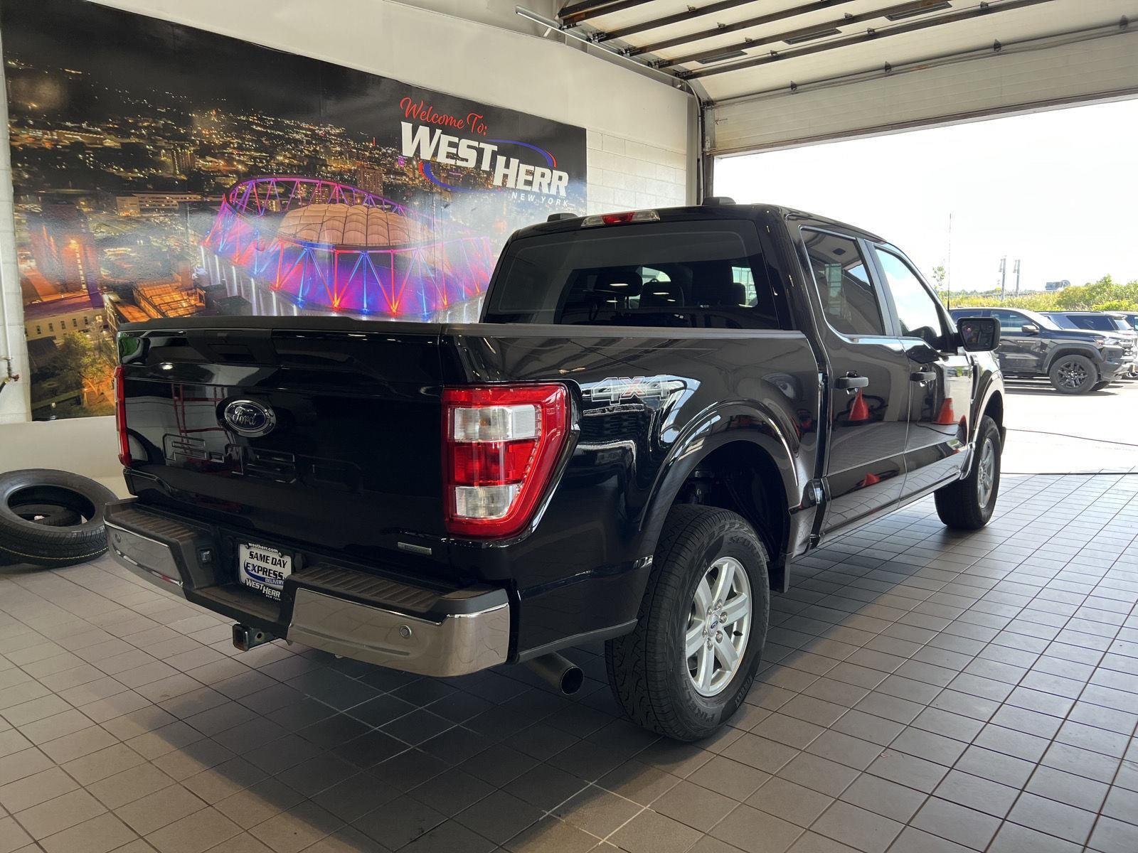Used 2023 Agate Black Ford XL image 10