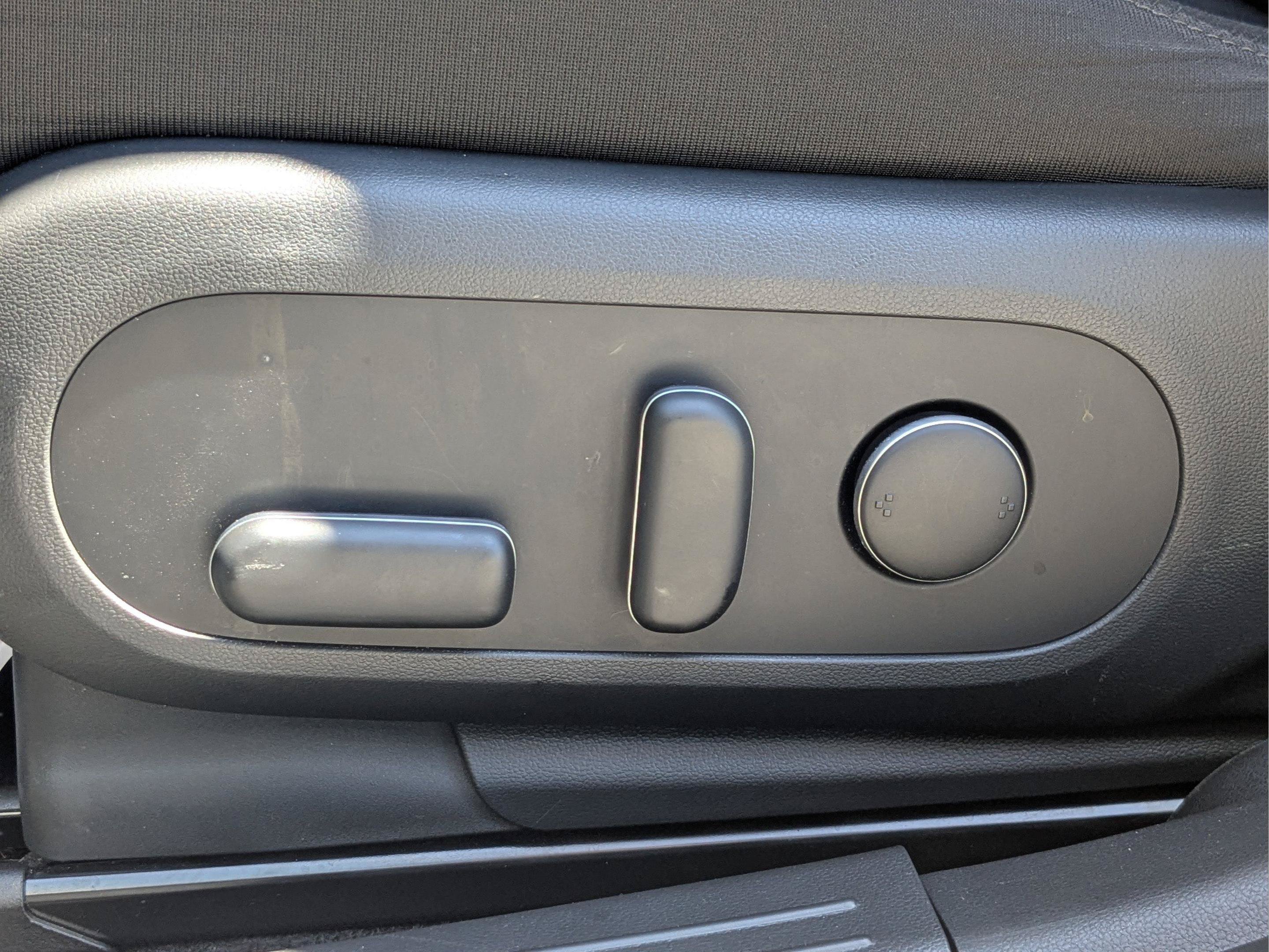 2024 Hyundai IONIQ 5 SEL - Photo 23