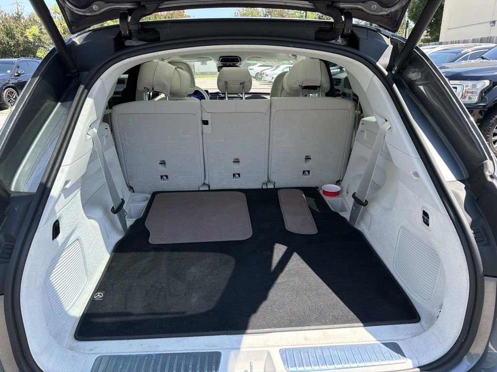 Certified Used 2023  Mercedes-Benz 450 image 8