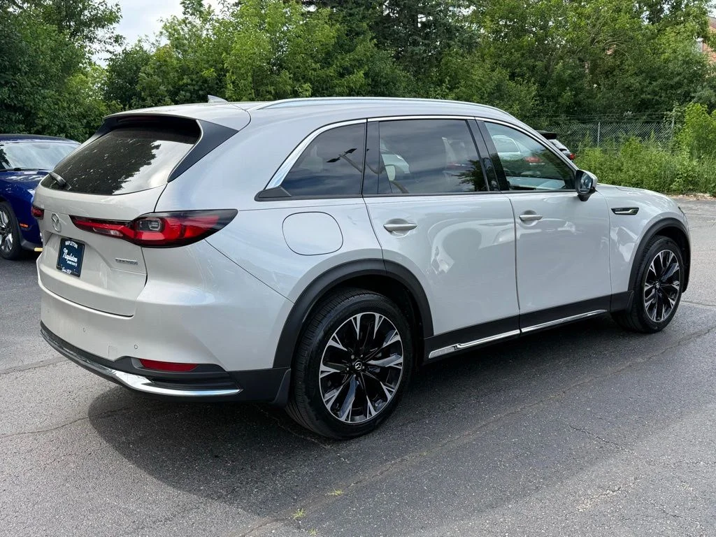 Used 2024 Silver Mazda Premium image 5