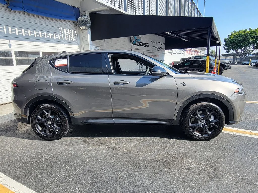 Used 2024 Gray Dodge R/T Plus image 33