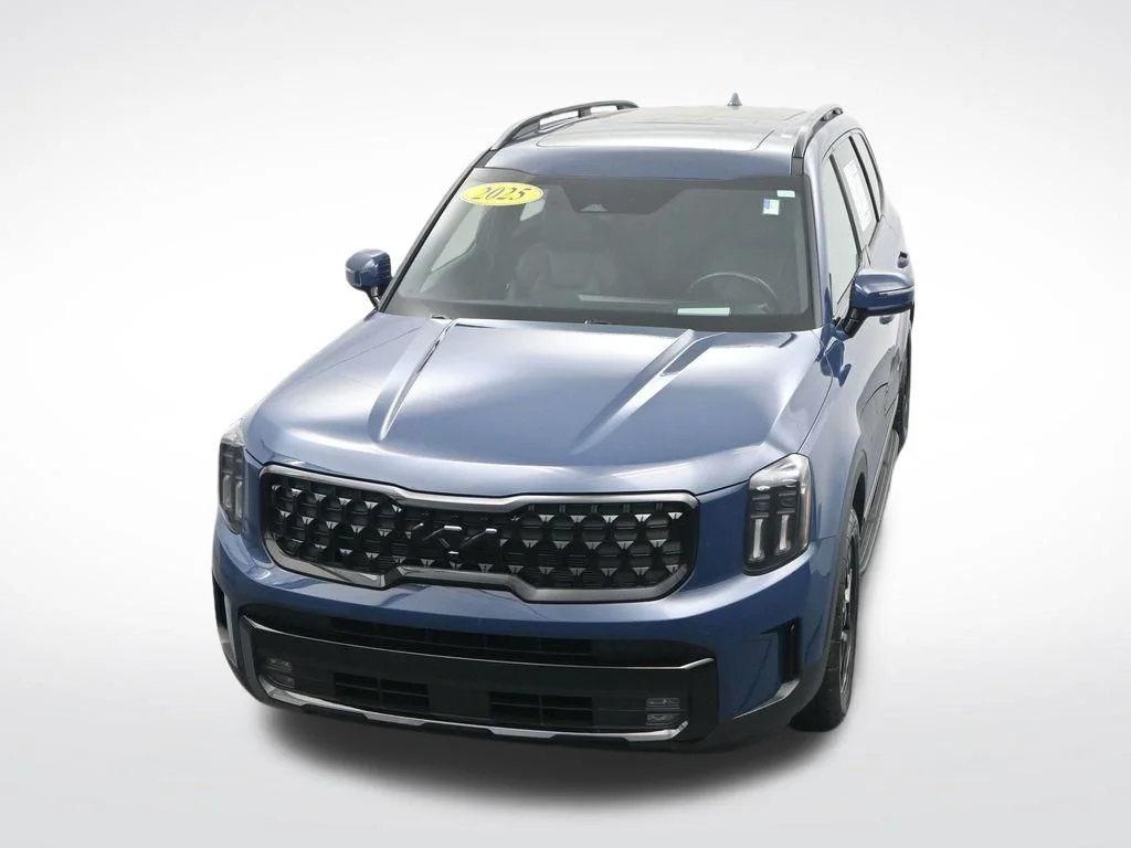 Used 2025 Midnight Black Kia SX-Prestige X-Pro image 24