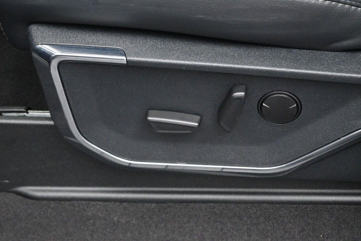 Used 2024 Agate Black Ford LARIAT image 12