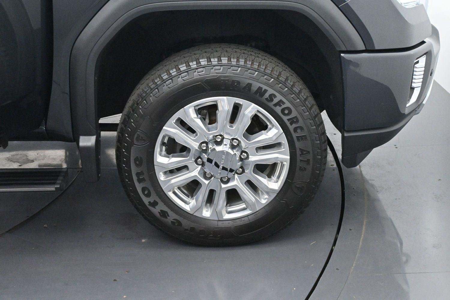 Used 2022 Hunter Metallic GMC Denali image 35
