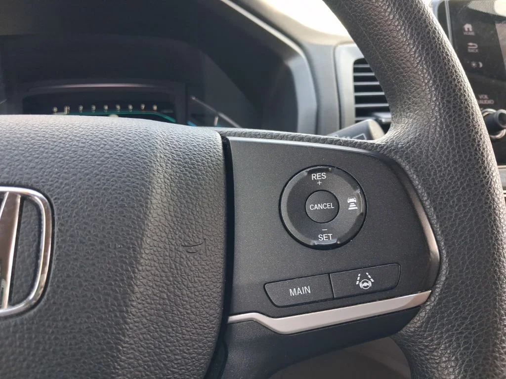 Used 2019  Honda EX image 27