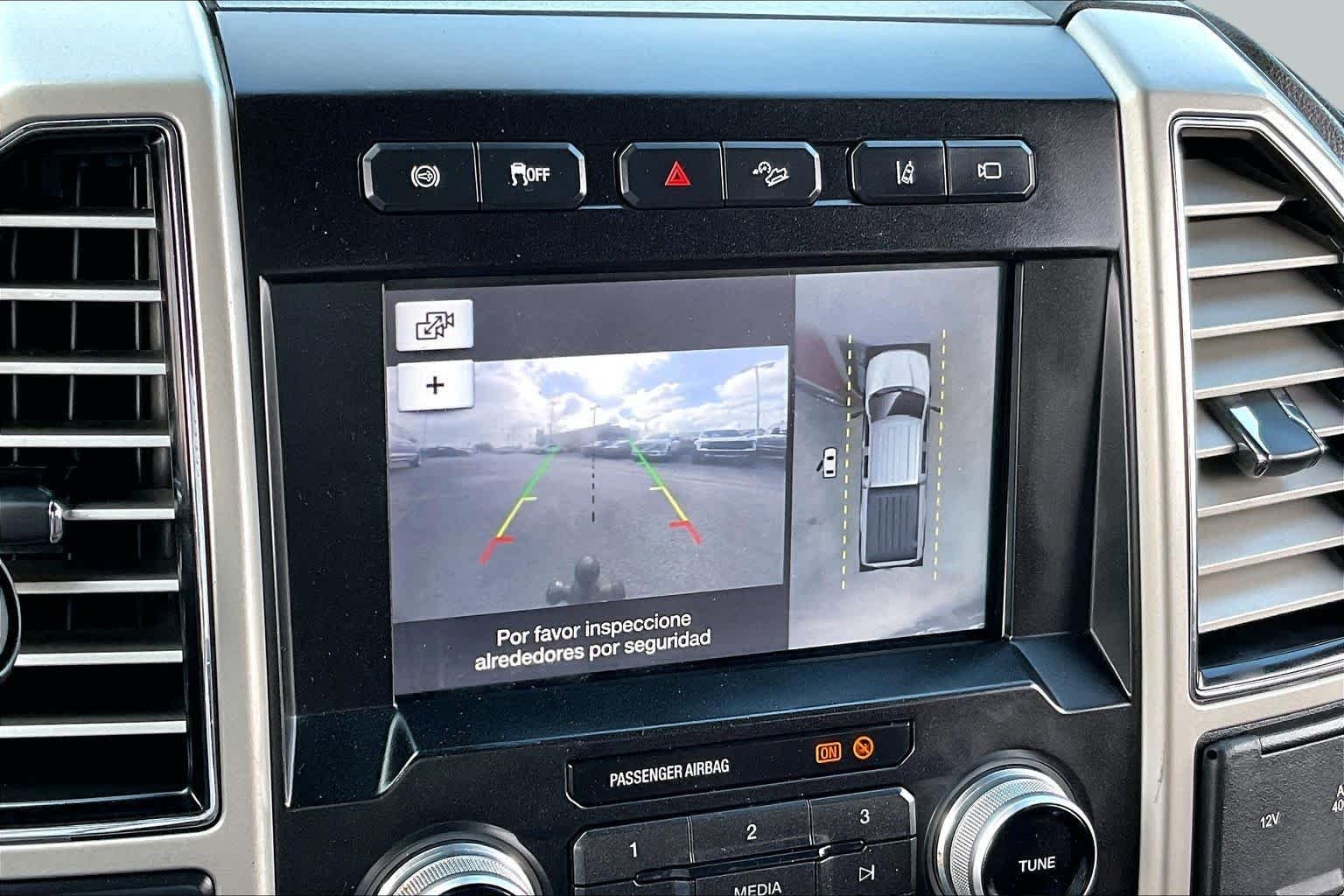 Used 2019 Ruby Red Metallic Tinted Clearcoat/Stone Gray Ford King Ranch image 24