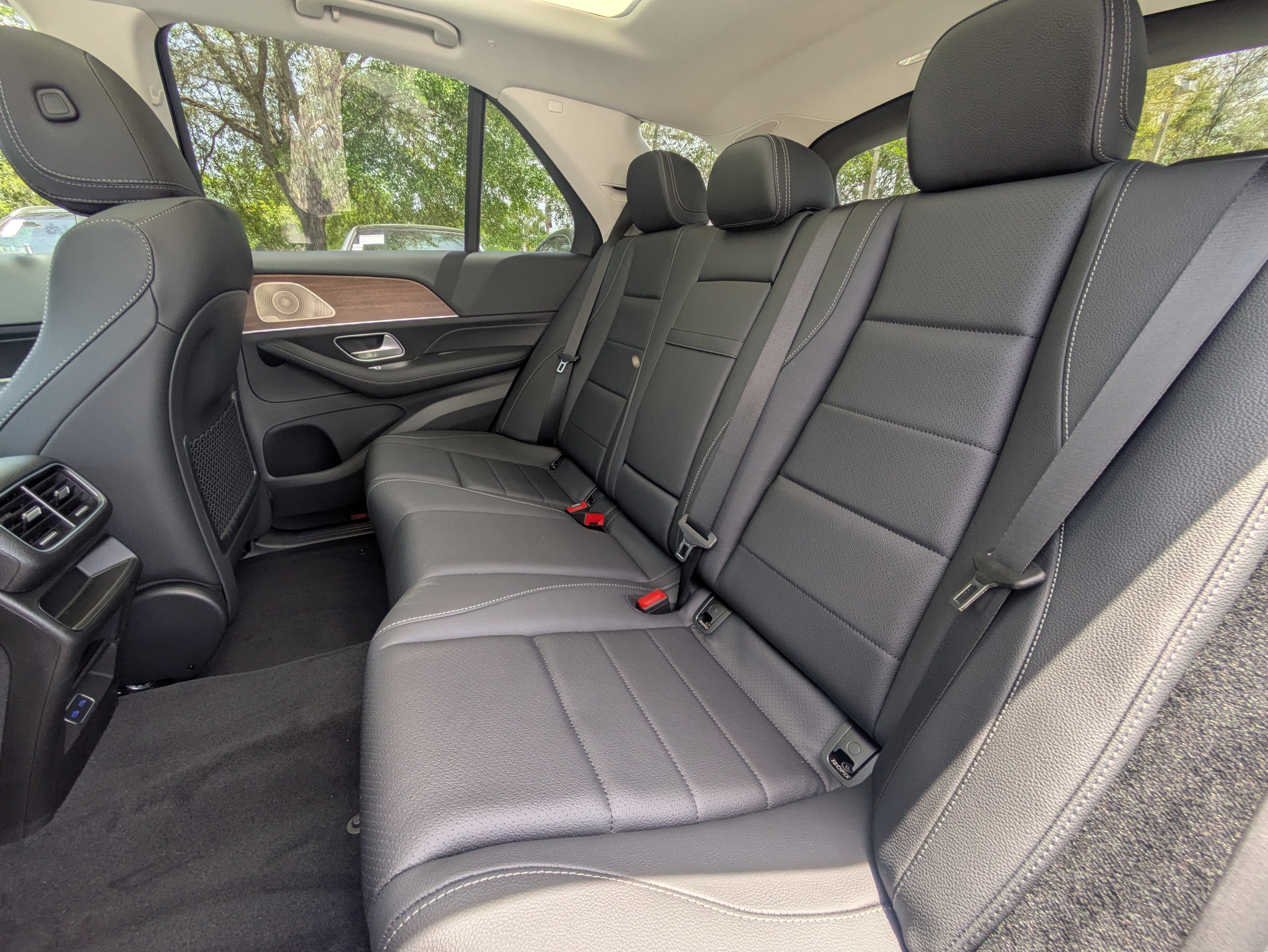 New 2026 Selenite Grey Metallic Mercedes-Benz GLE 350 image 12