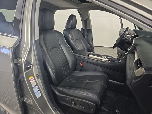 Used 2017 Silver Lexus 450h image 31