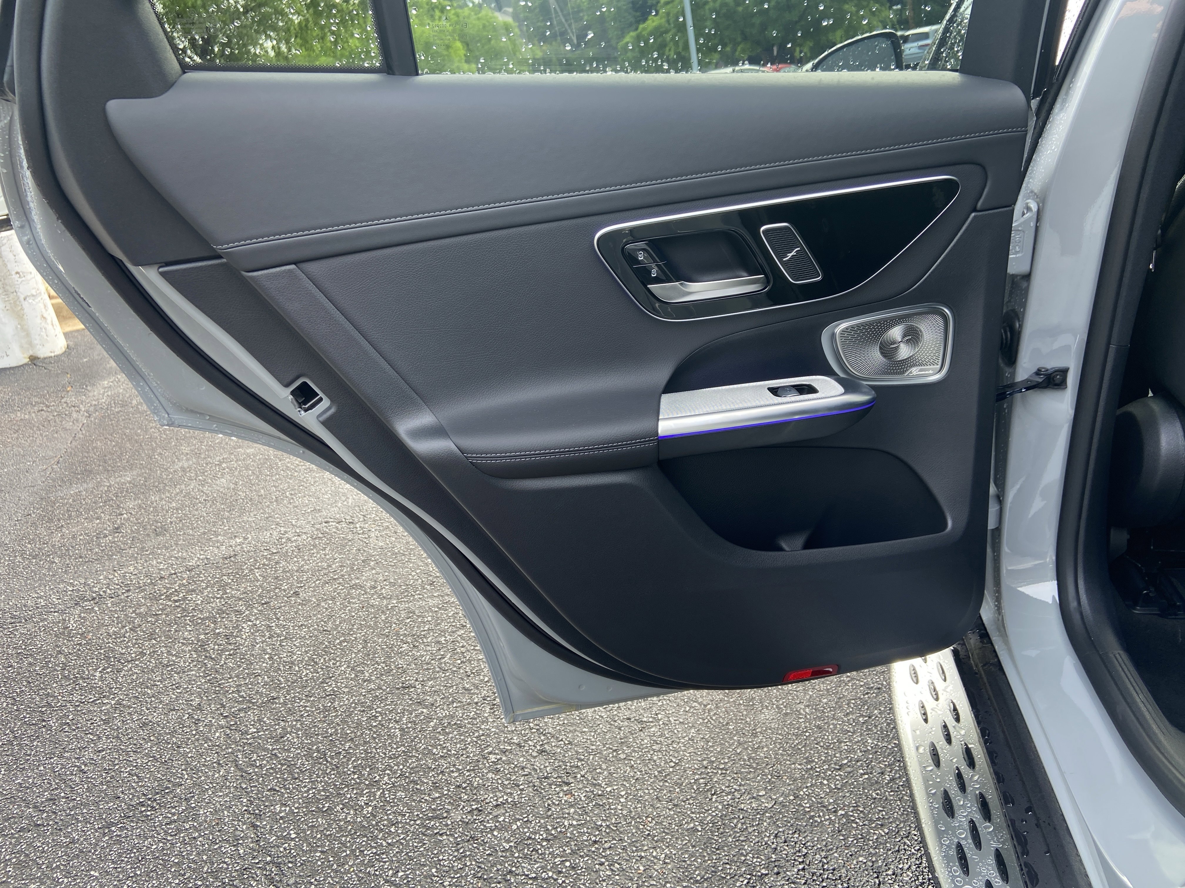 New 2026 MANUFAKTUR Alpine Grey Mercedes-Benz GLC 300 4MATIC® Coupe image 35