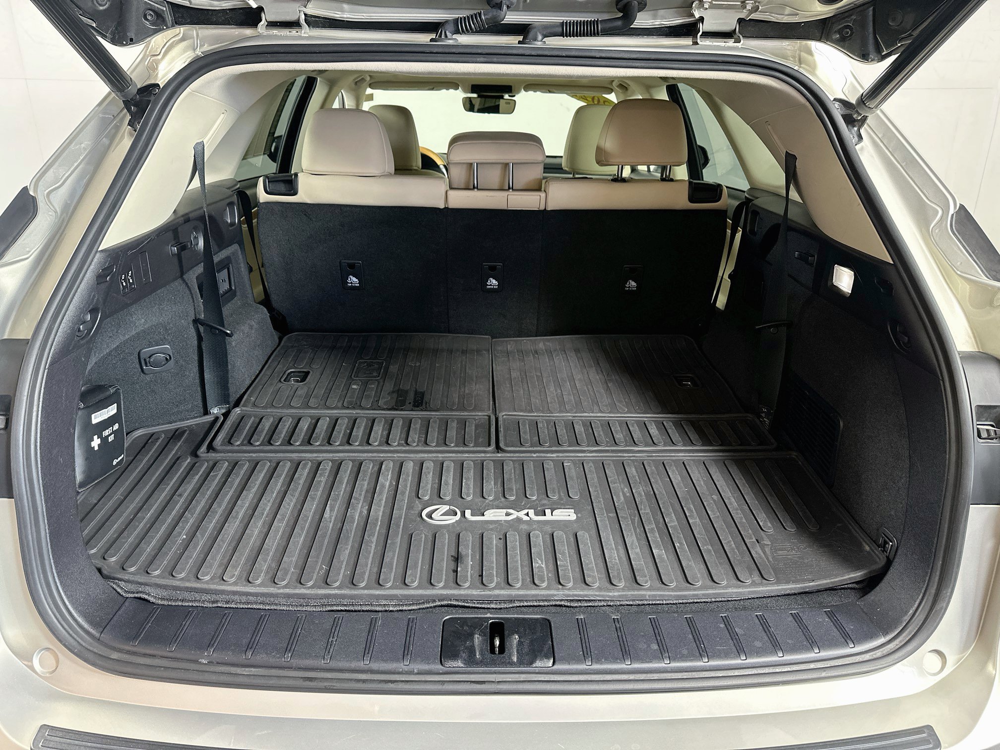 Certified Used 2021 Beige Metallic Lexus 350L image 25