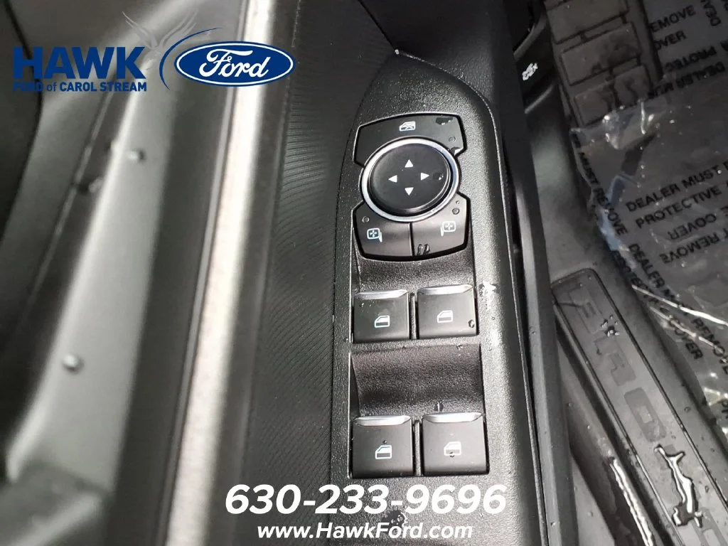 Certified Used 2025 Gray Metallic Ford Badlands image 18