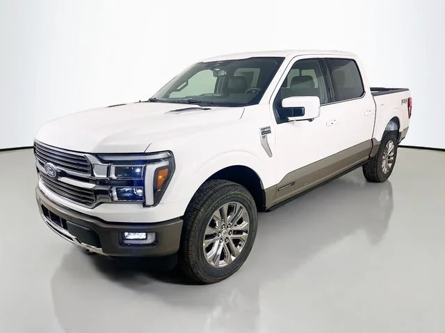 New 2026 Star White Metallic Tri-Coat Ford King Ranch image 3