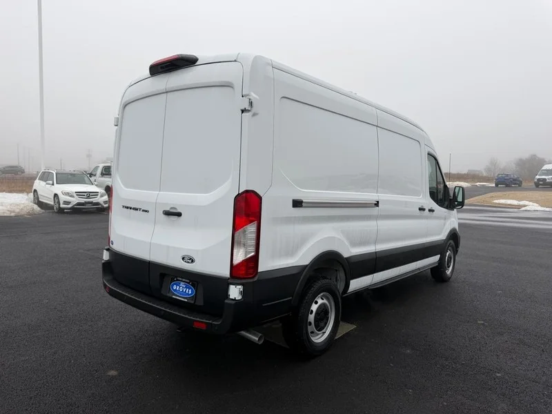 New 2026 Oxford White Ford Cargo Van image 5