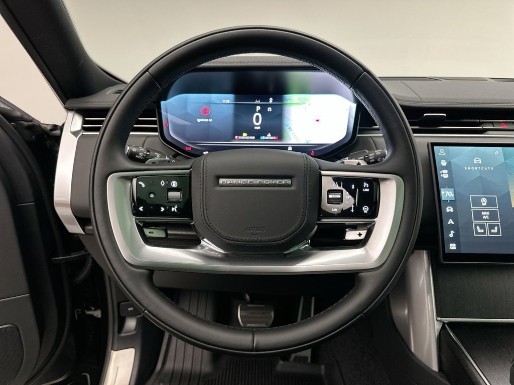 New 2027 Santorini Black Land Rover SE image 14