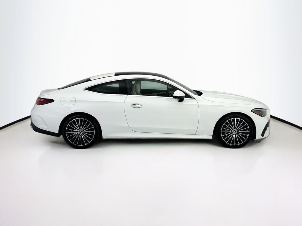 New 2026 Polar White Mercedes-Benz CLE 450 image 4