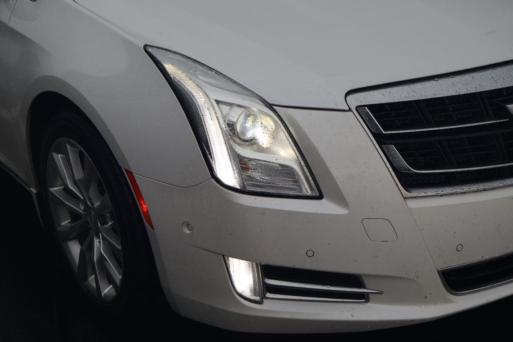 Used 2016 White Cadillac Luxury image 4
