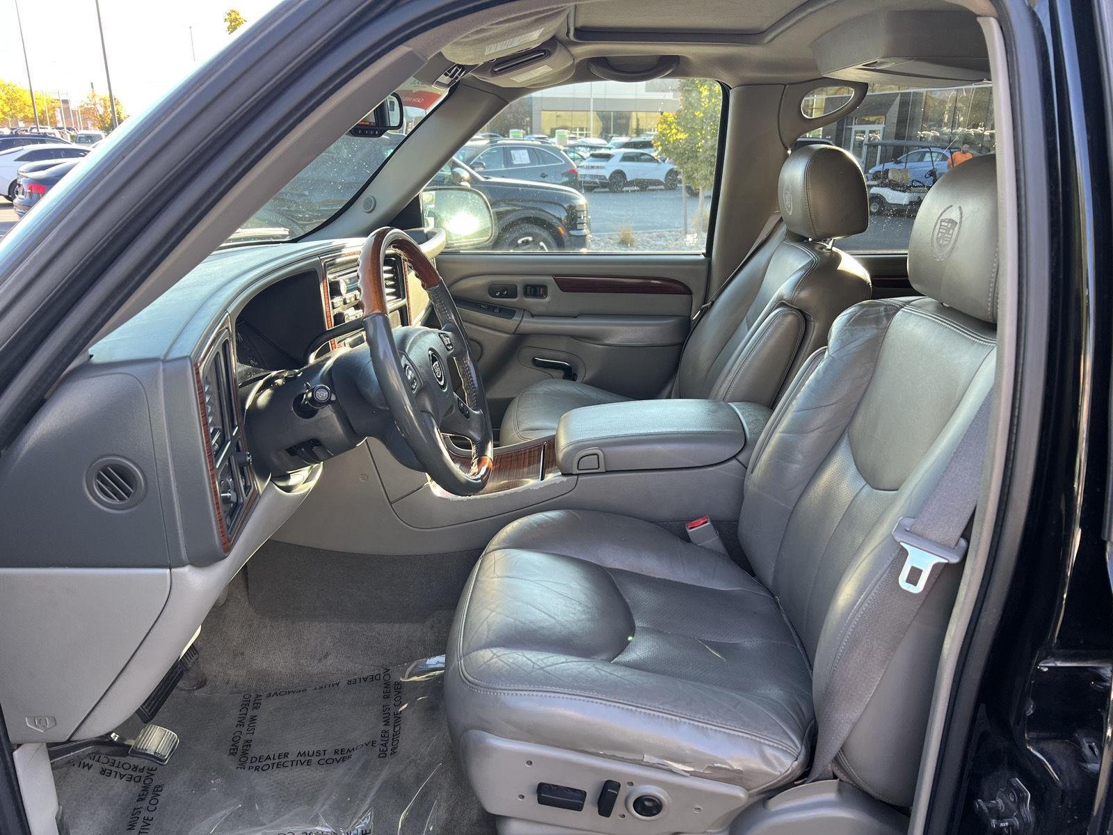 2004 Cadillac Escalade Base - Photo 27